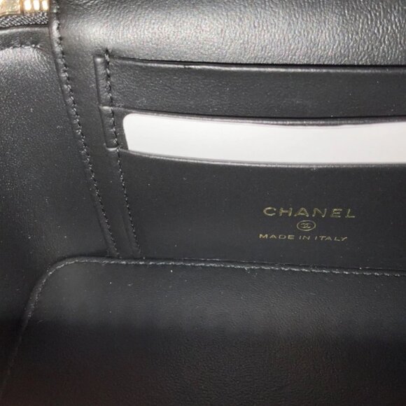 Chanel Lambskin Quilted Small Pillow Crush Vanity Case With Chain Black - Picture 7 of 9